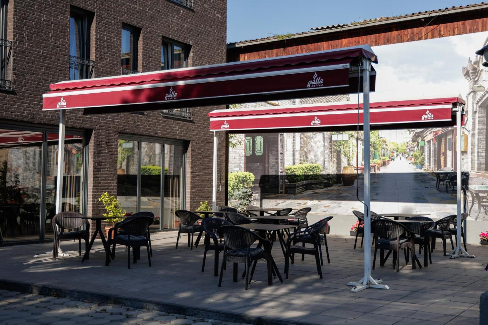 Vetus Hotel Pristina Exterior foto